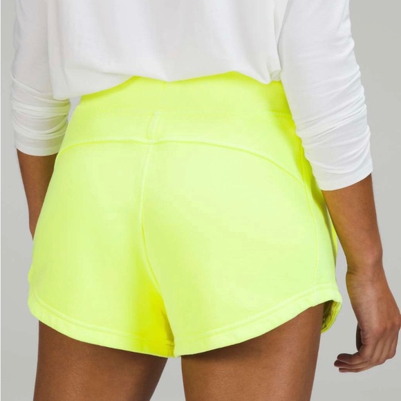 Lululemon Inner Glow High-Rise Short 3", Highlight Yellow, Size 2 - NWT - Picture 3 of 6